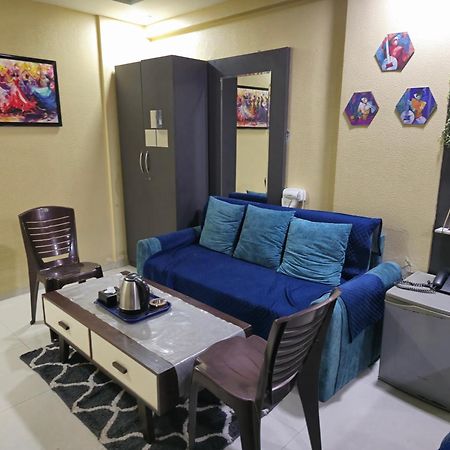 Hotel Mari Aai Residency Navi Mumbai Exterior foto