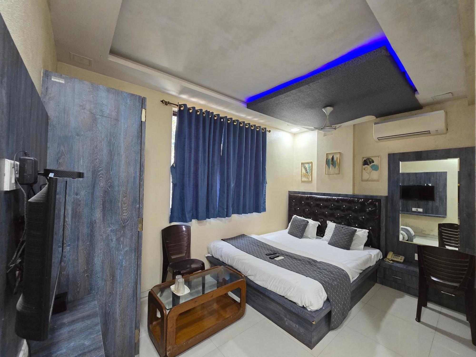 Hotel Mari Aai Residency Navi Mumbai Habitación foto